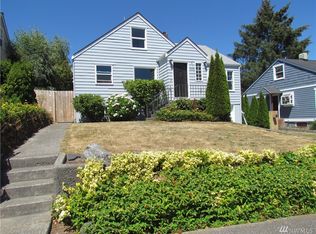 2630 E 17th St, Bremerton, WA 98310