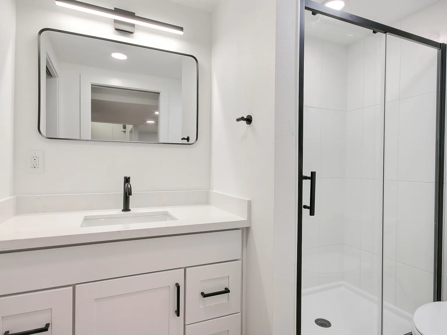 2 bed, 1200 sqft, $11,600 — Photo 3