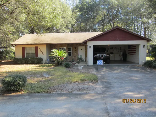 31000 Oakmont Ave, Mount Plymouth, FL 32776