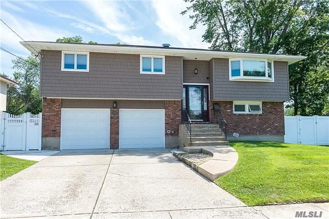 1st image of 2504 Park Ct