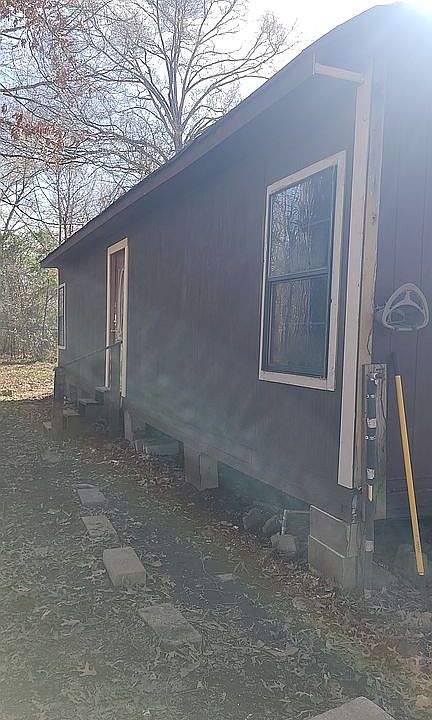 1st image of 298 Middleton Rd