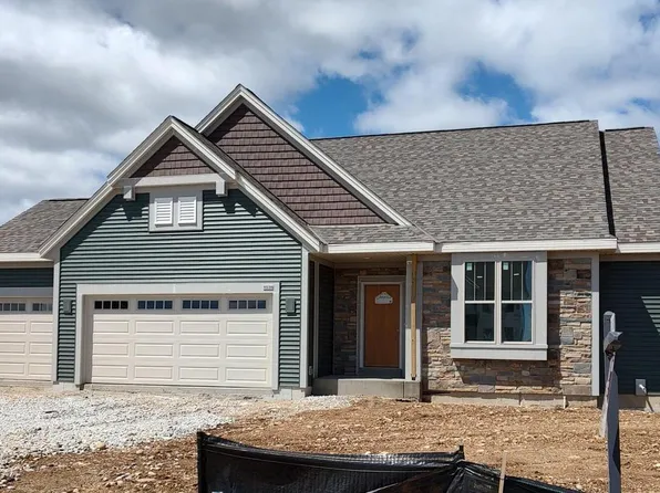 1535 Fairwinds BOULEVARD #Lt37, Mukwonago, WI 53149