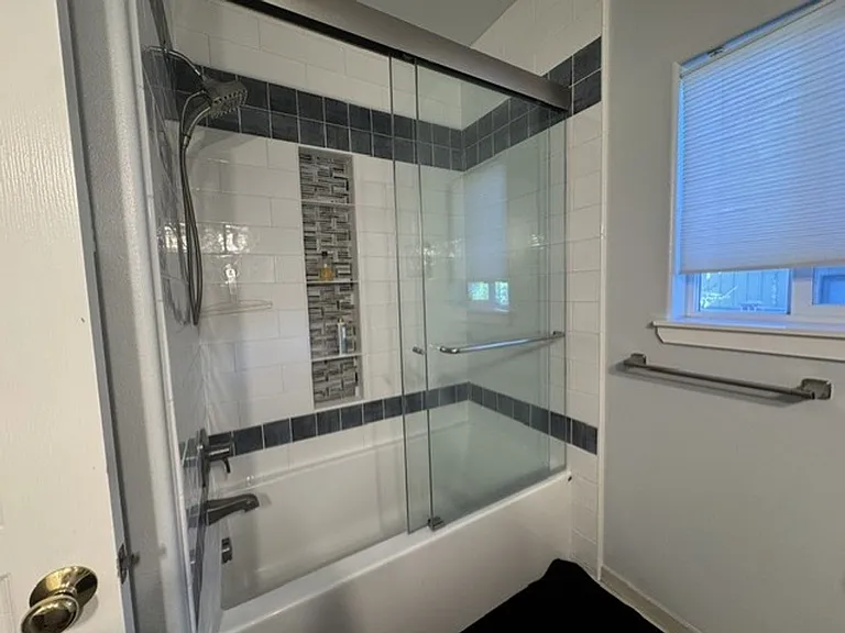 3027 NW Merchant Way — Photo 11