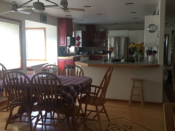 Dining/Kitchen