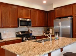 5655 Daylily St, Newark, CA 94560