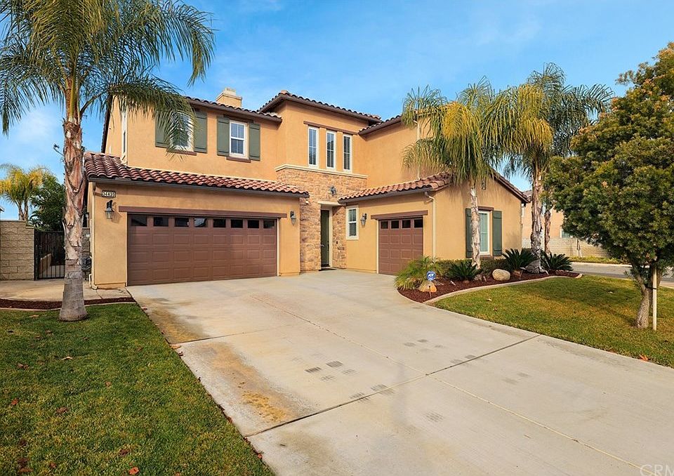 1st image of 34435 Woodshire Dr