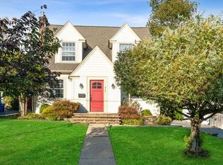 915 Ridgewood Rd #1, Millburn, NJ 07041