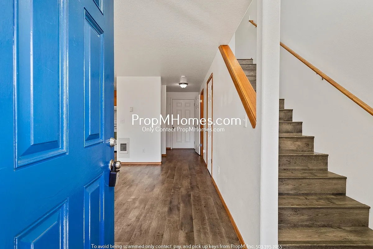 Building Photo - 2203 Sam Parrett Dr