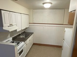 906 Pine St APT 3M, Philadelphia, PA 19107