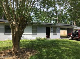 5231 Woodcrest Rd, Jacksonville, FL 32205