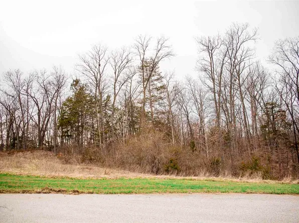 4610 Barbara Jane Ct, Quincy, IL 62305