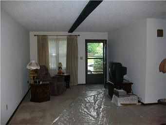 4th image of 2768 S Coachman Dr