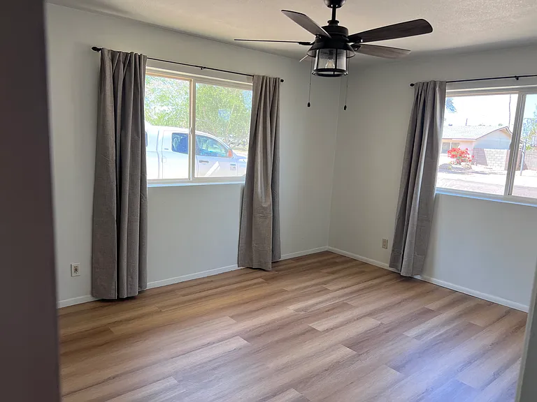 3015 E Desert Cove Ave — Photo 13