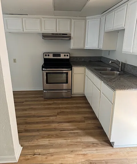 1450 Locust Ave #323 — Photo 6