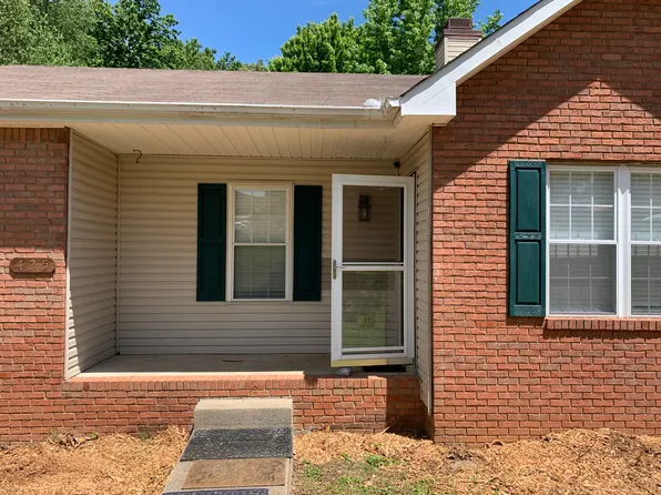 425 McMurry Rd, Clarksville, TN 37042