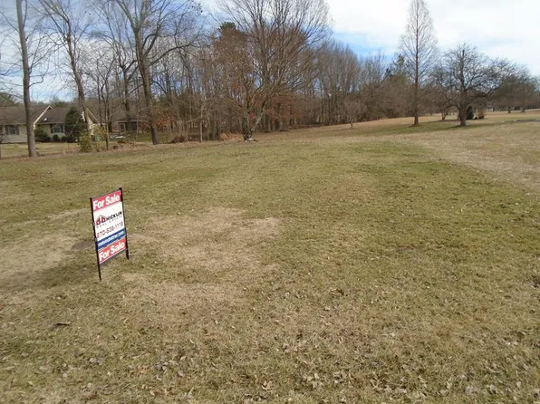 2570 Club Ct, Madisonville, KY 42431