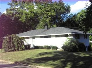 546 Skyview Dr, Dayton, OH 45449