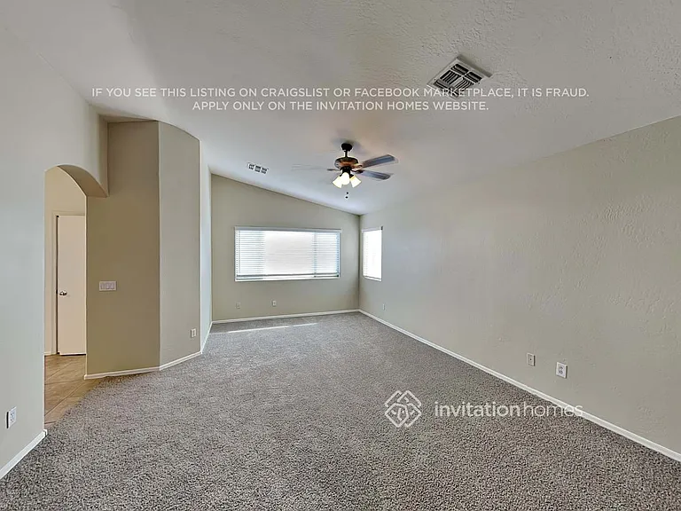 25549 W Whyman St — Photo 12