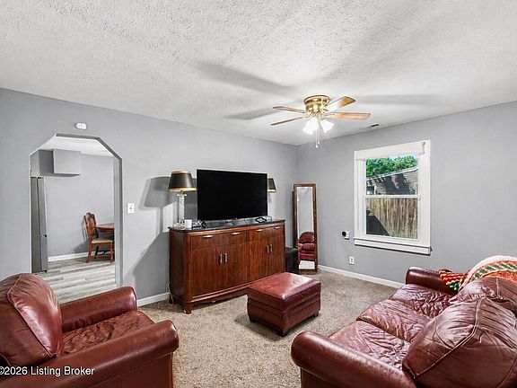 5th image of 6518 Elmwood St