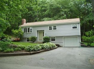 114 W Millbury Rd, Sutton, MA 01590