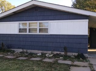 1831 W Webb Ave, El Dorado, KS 67042