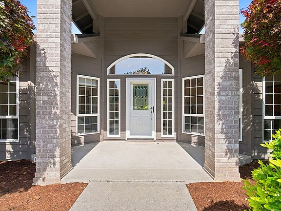 3rd image of 7014 NE 252nd Way