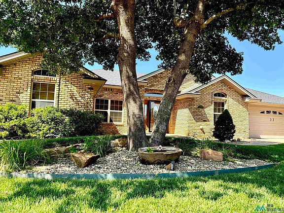 2nd image of 4013 Springwood Dr