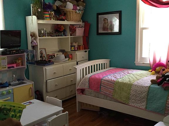 Second Bedroom- Kids