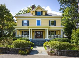 11 Willard St, Newton, MA 02458
