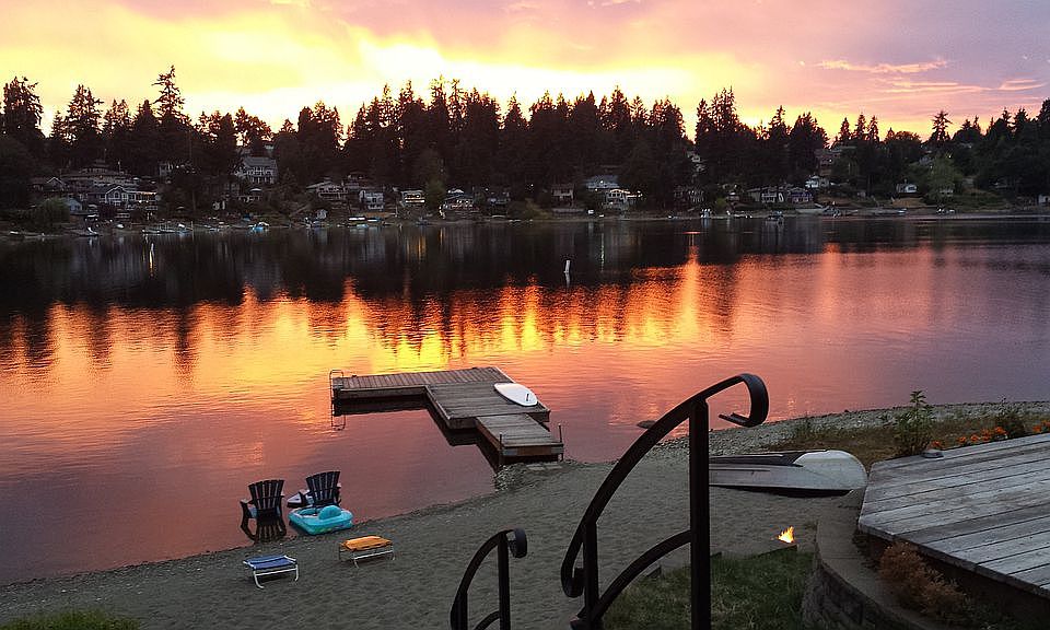 2nd image of 236 Lake Louise Dr SW