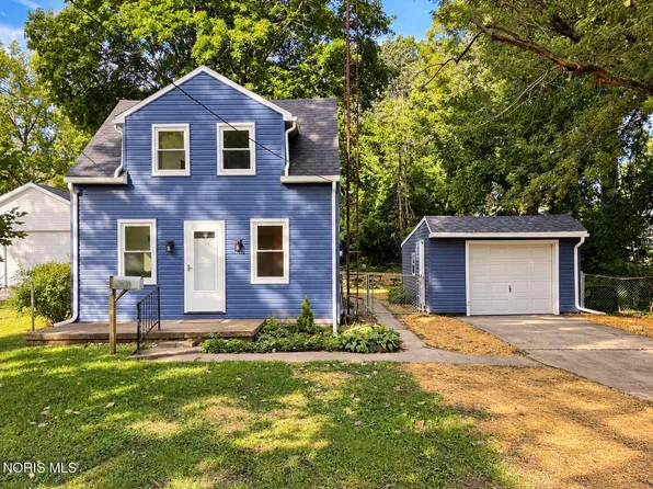 5249 Clover Ln, Toledo, OH 43623