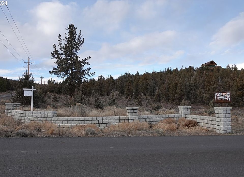 1st image of 10021 SE Sundown Ln #1