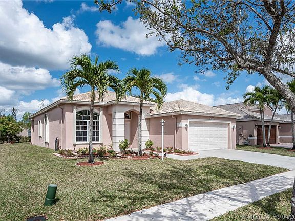 4th image of 14245 NW 21st St