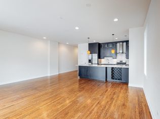 4318 N California Ave #403, Chicago, IL 60618
