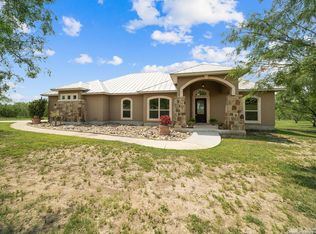 604 County Road 367, Hondo, TX 78861