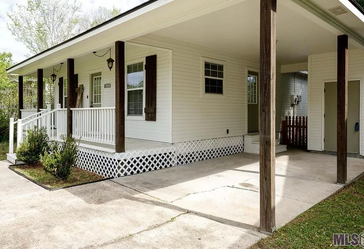 3 bed, 2.0 bath, 1052 sqft, $1,650 — Photo 3