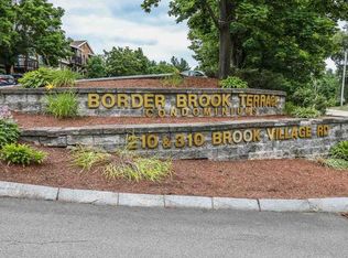 210 Brook Village Rd APT 27, Nashua, NH 03062