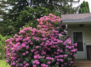 7906 Pomona Ave, Northfield, OH 44067