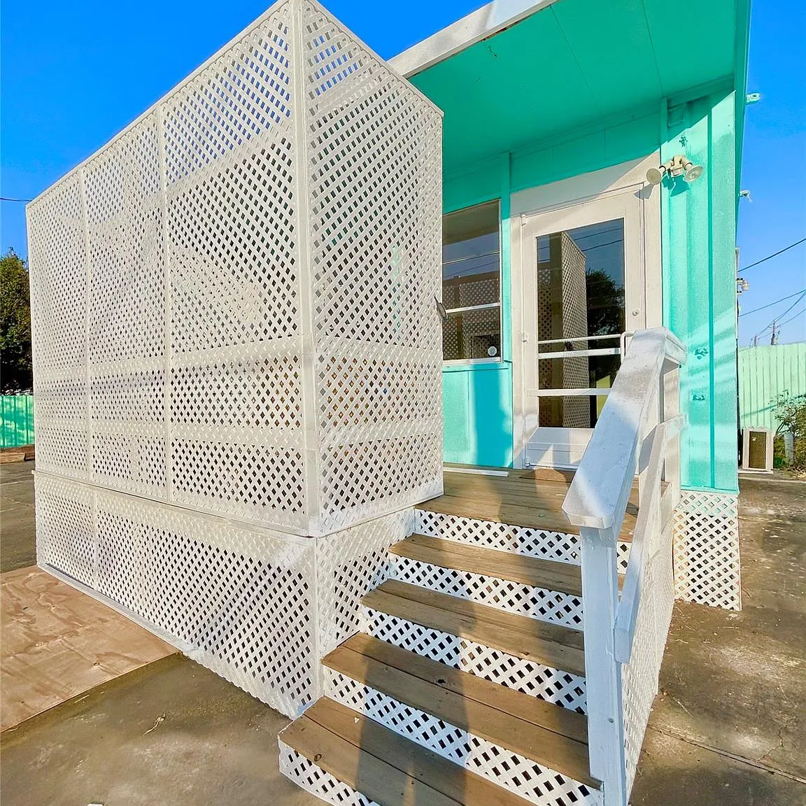 1 bed, 1.0 bath, 800 sqft, $1,300 — Photo 1