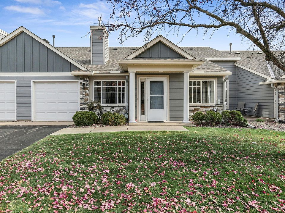 1st image of 9728 Moonbeam Ln