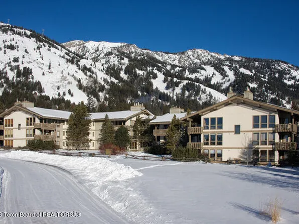 3600 W Michael Dr #B-3-2, Teton Village, WY 83025