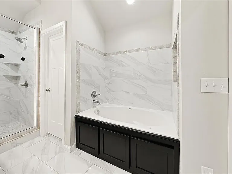 12821 NW 141st St — Photo 17