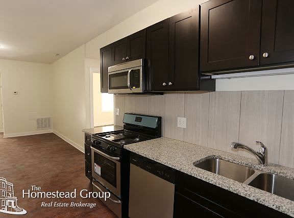 4th image of 2944 W Montrose Ave #2nd