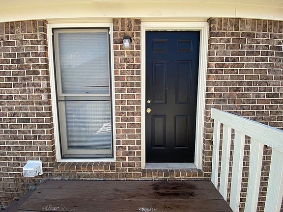 3rd image of 4419 Torrance Dr NW APT C