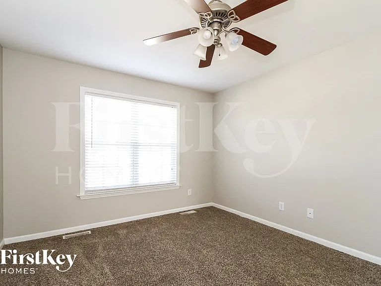 2487 Somerset Place Dr — Photo 9