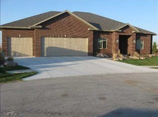 28006 Heron Cir, Valley, NE 68064
