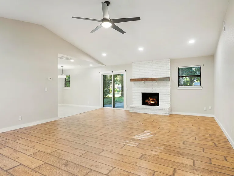 1811 S 148th West Ave — Photo 9