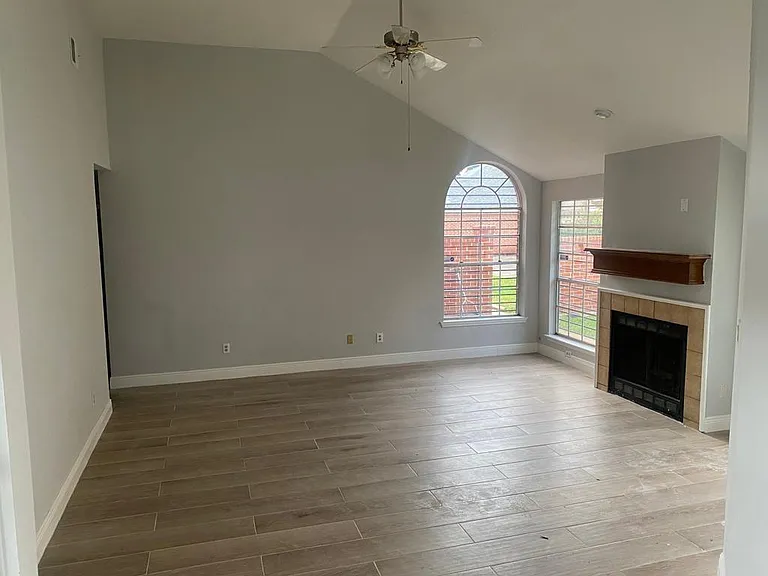 9339 Stonecreek Ln — Photo 15