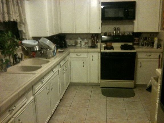 3rd image of 4085 Retama Dr
