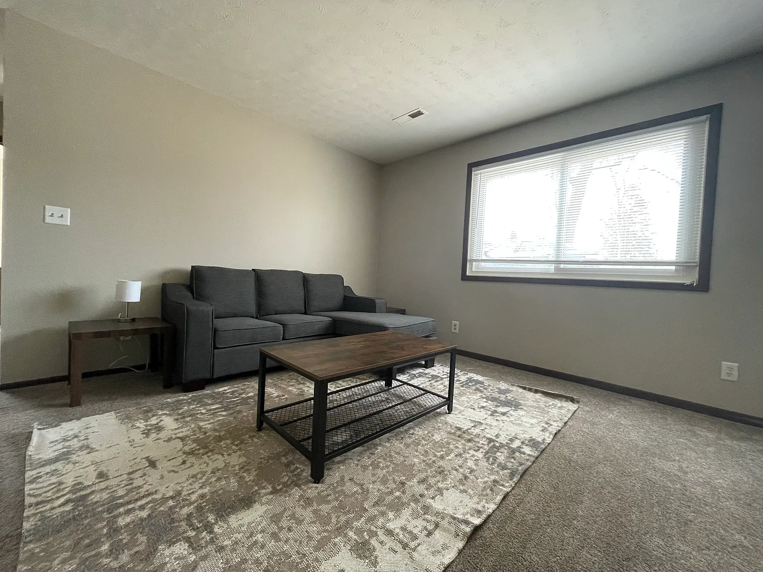 601 Oak Glen Drive — Photo 4